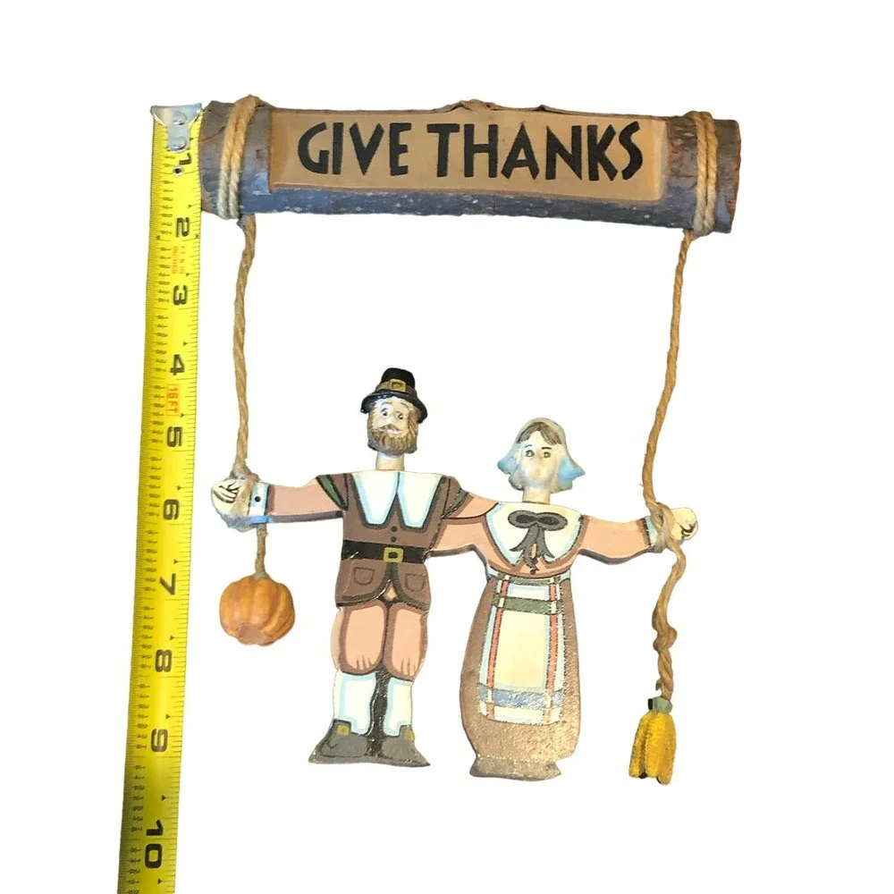 Terry's Village Thanksgiving Give Thanks‎ Holiday Hanging Sign Pilgrim American